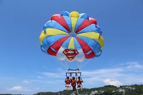 Parasailing in Boracay